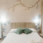 Mediterranea Sea House Bed & Breakfast 4*
