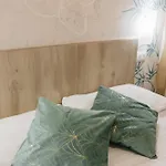 Mediterranea Sea House Bed & Breakfast