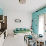 Mediterranea Sea House Bed & Breakfast 4*