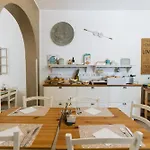 Mediterranea Sea House 4*
