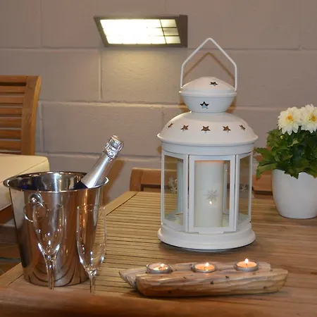 Mediterranea Sea House Couette-café 3*