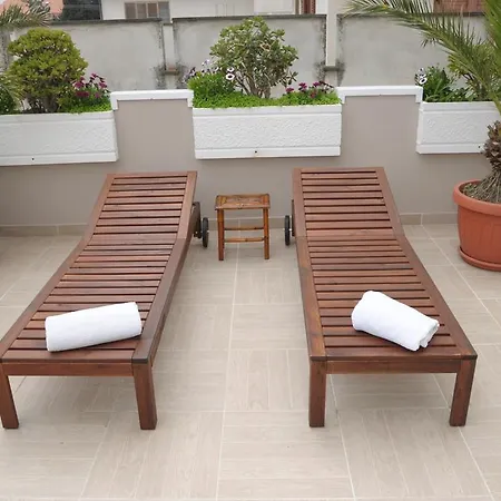 Mediterranea Sea House Couette-café 3*