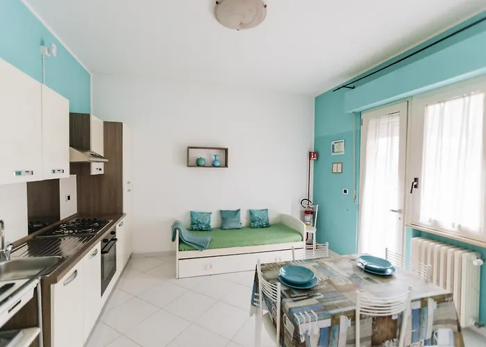 Mediterranea Sea House فندق مبيت وإفطار 4*