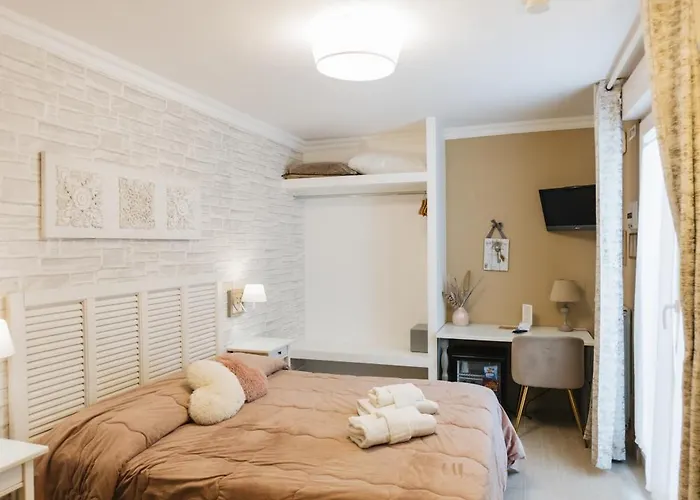 Mediterranea Sea House فندق مبيت وإفطار