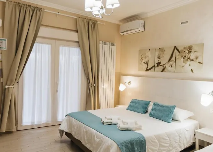 فندق مبيت وإفطار Mediterranea Sea House 4*