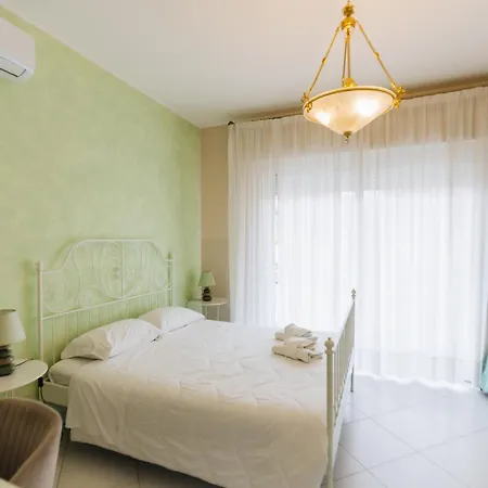 Mediterranea Sea House Bed & Breakfast Montesilvano