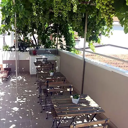 Mediterranea Sea House Bed & Breakfast