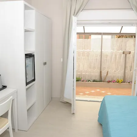 Nocleg ze śniadaniem Mediterranea Sea House 3*