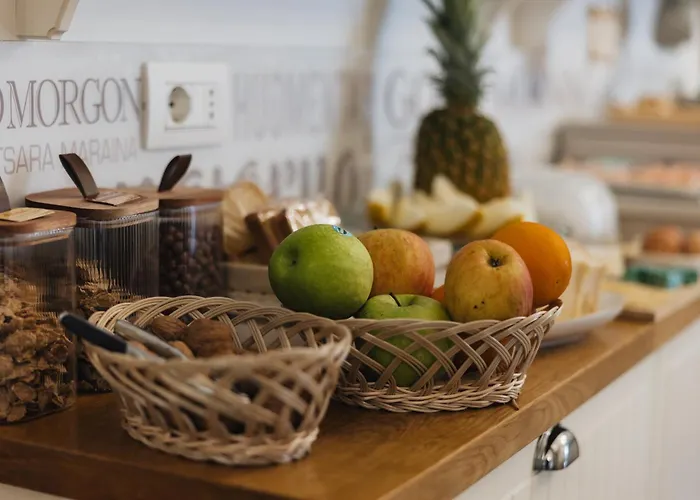 Bed & Breakfast Mediterranea Sea House